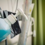 Substanțele care ar trebui să ne protejeze în spitale ar putea face bacteriile mai periculoase