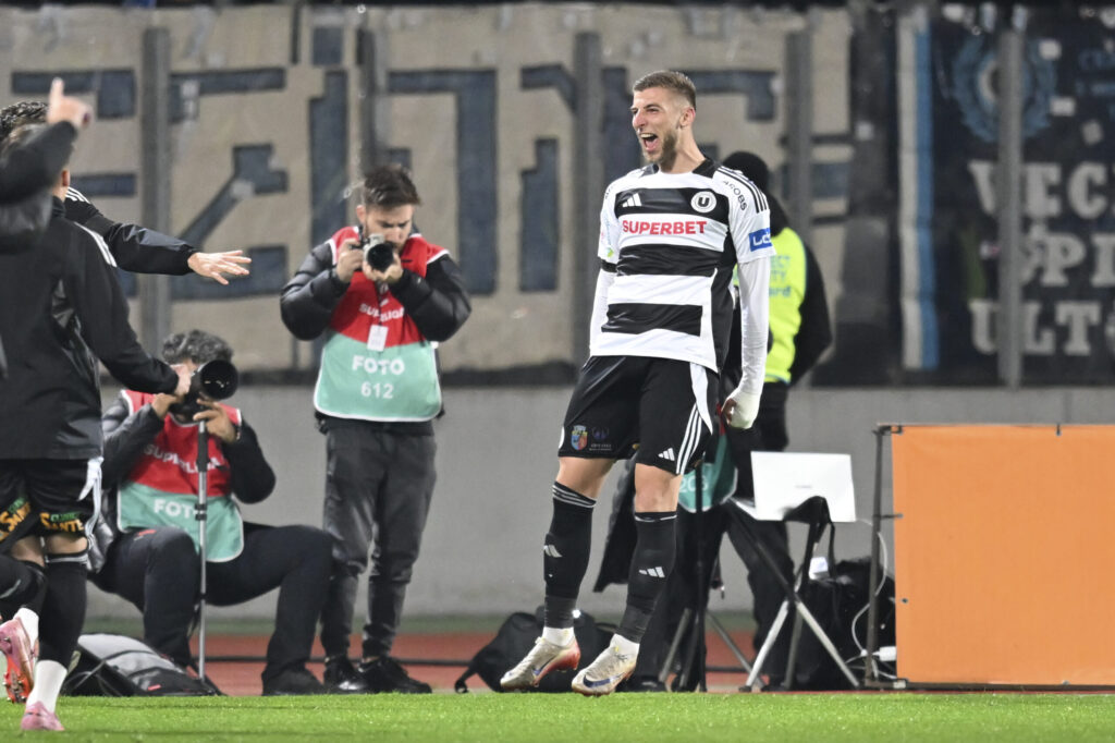 Ce l-a transformat de fapt pe Jovo Lukic din eșecul de 400.000 de euro al Universității Craiova în golgheterul campionatului la U Cluj