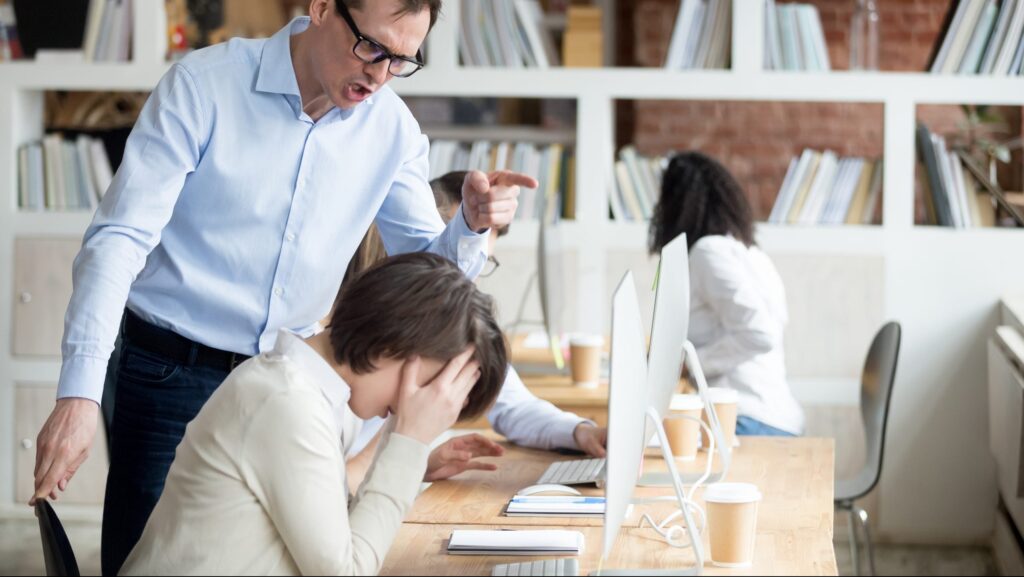 De ce mulți angajați au nevoie de „deconectare senzorială”