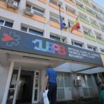 un individ a distrus țeava de oxigen cu piciorul, pacienții au fost oxigenați manual