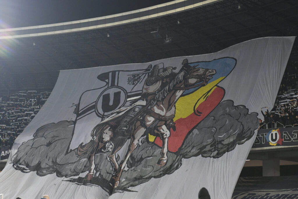 Exasperat de ce se întâmplă la liderul din Superliga: „Toată echipa stă-n biserică”