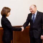 De ce a primit Traian Băsescu abia acum cetățenia moldovenească retrasă de Dodon. Precizările Maiei Sandu