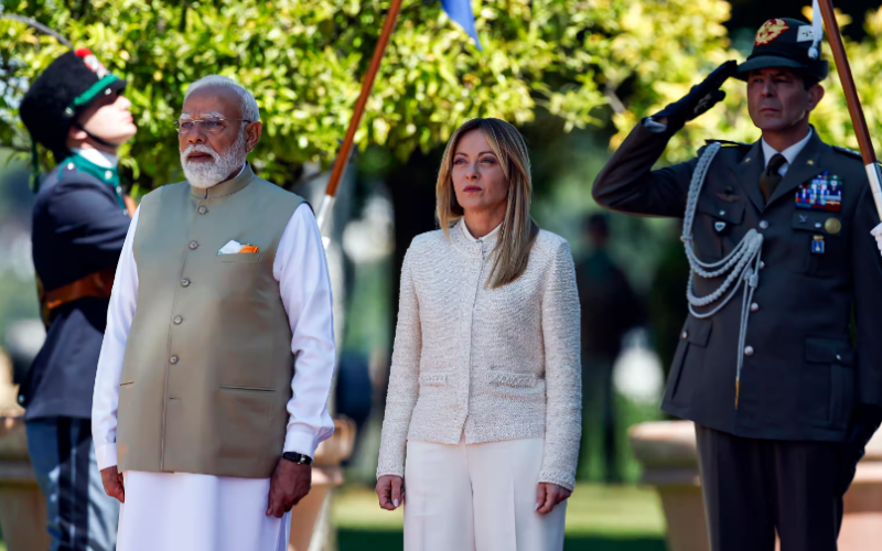 Narendra Modi s-a întâlnit cu Giorgia Meloni în Italia și i-a oferit bomboane „Melody”, într-o vizită de stat marcată de întărirea relațiilor bilaterale și cooperare extinsă
