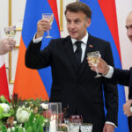 Macron a cântat o melodie în timpul unei cine oficiale