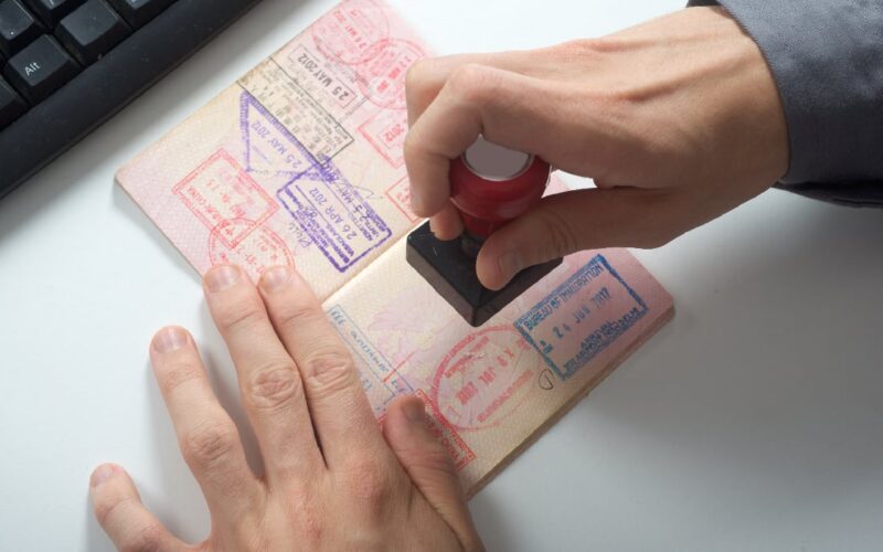 O țară exotică tot mai populară printre români taie perioada de ședere fără viză pentru turiști 