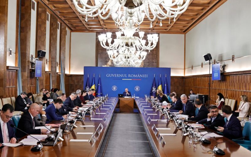 România se îndreaptă spre o criză constituțională fără precedent. Ce se întâmplă când expiră interimatele? Analist: „Aici avem un vid legislativ”