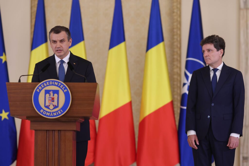 La ce ne putem aştepta de la un nou Guvern? Analist: „Este semnul unei noi poziționări: președintele vs. partide”