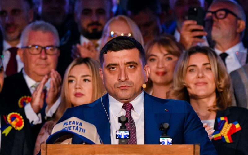 George Simion: AUR nu va susține Guvernul Veștea și va părăsi sala la votul de învestire