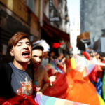Cel puțin 50 de persoane, arestate la marșul Pride din Istanbul. Poliția a reținut și o jurnalistă