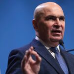 România rămâne în interimat. Bolojan, declarații despre criza politică: „Dacă dărâmi fără să pui ceva în loc, nu ai gândit pașii următori”