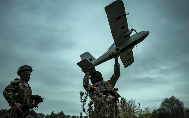 Ministerul Afacerilor Interne a făcut mai multe achiziții, dar lipsesc armele de asalt, dronele și sistemele antidrone care ar fi trebuit cumpărate de la producătorii români – Aleph News