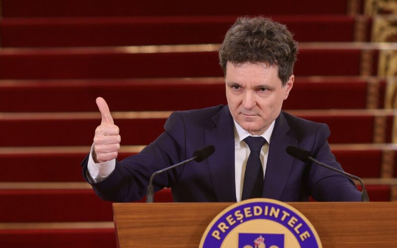 Nicușor Dan a reluat consultările la Cotroceni cu liderii foștii coaliții. PSD îi cere lui Bolojan să plece, USR propune anticipate
