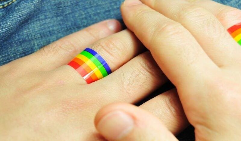 Președintele Poloniei şi-a folosit dreptul de veto pentru a bloca legea parteneriatelor civile pentru cuplurile LGBT