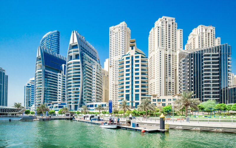 Dubai își plătește rezidenții să aducă turiști. Bonusuri de până la 700 de euro pentru fiecare invitație