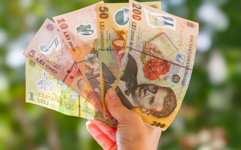Unele conturi din Pilonul II de pensii au înregistrat creșteri și de 7000 de lei în ultimele luni. Cum a fost posibil și de unde vin banii