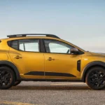 Dacia a lansat Sandero hibrid cu preț sub 20.000 de euro! Spaniolii au dat verdictul