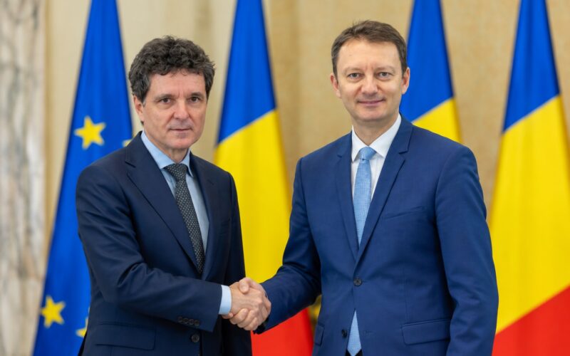 Nicușor Dan a ales experiența europeană. Siegfried Mureșan, nominalizat premier într-un moment dificil pentru România Nicușor Dan a ales experiența europeană. Siegfried Mureșan, nominalizat premier într-un moment dificil pentru România
