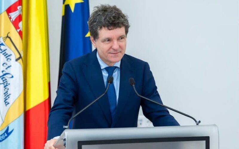 Nicușor Dan, mesaj la început de an universitar: „Cunoașterea este una dintre cele mai mari bucurii ale vieții” Nicușor Dan, mesaj la început de an universitar: „Cunoașterea este una dintre cele mai mari bucurii ale vieții”